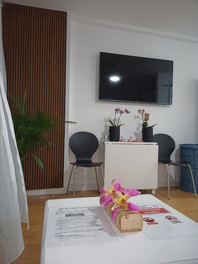 Sweet Home Benalmadena, Estudio Con Vistas Al Mar Y Excelente Conexion Wifi, Para No Fumadores, Con Piscinas, Sea Views, With Swimming Pools, Completely Renovated, Ideal For Older People, Bright With Morning Sun, No Smoking Экстерьер фото